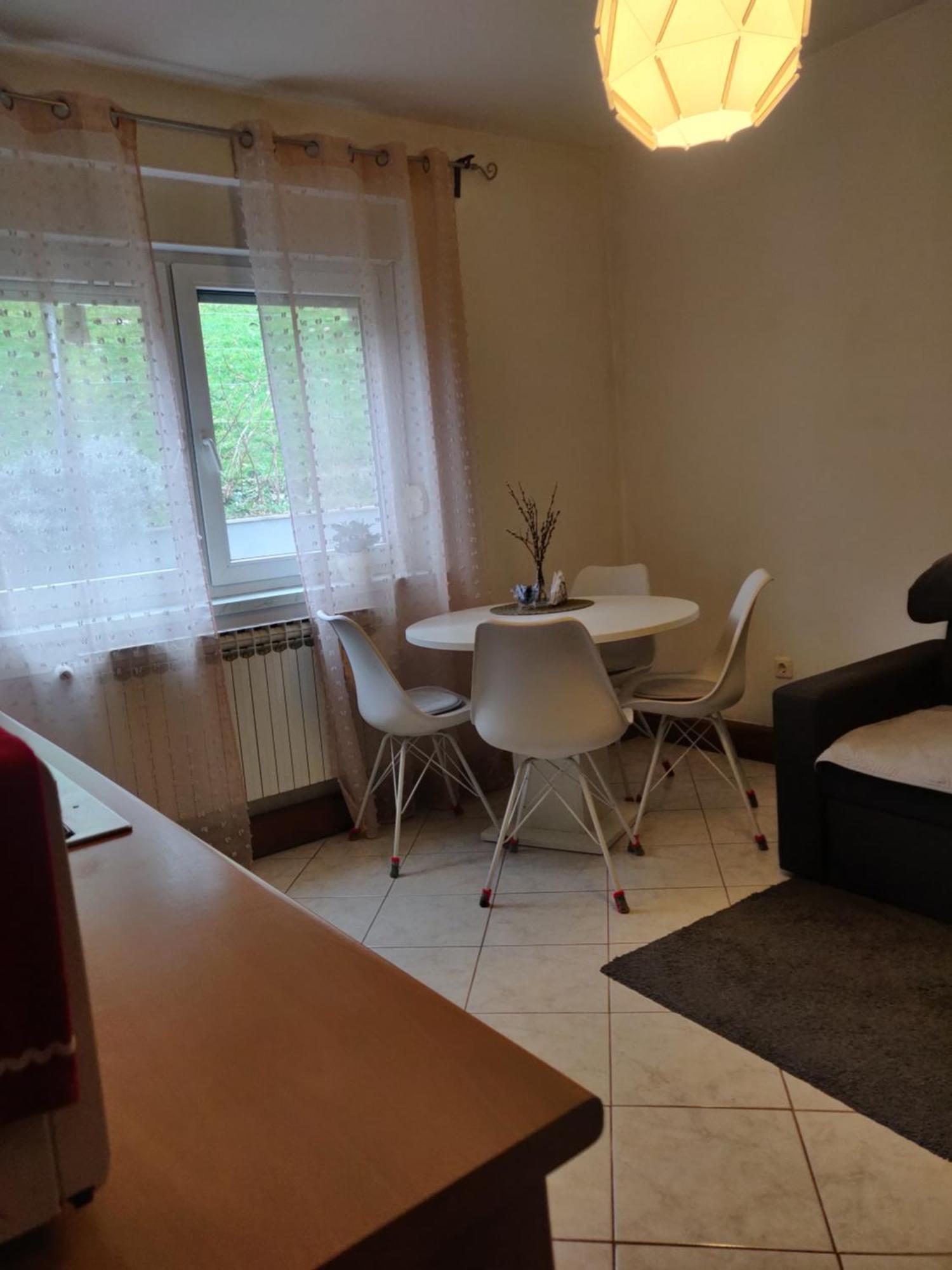 Apartman Malina Károlyváros Szoba fotó